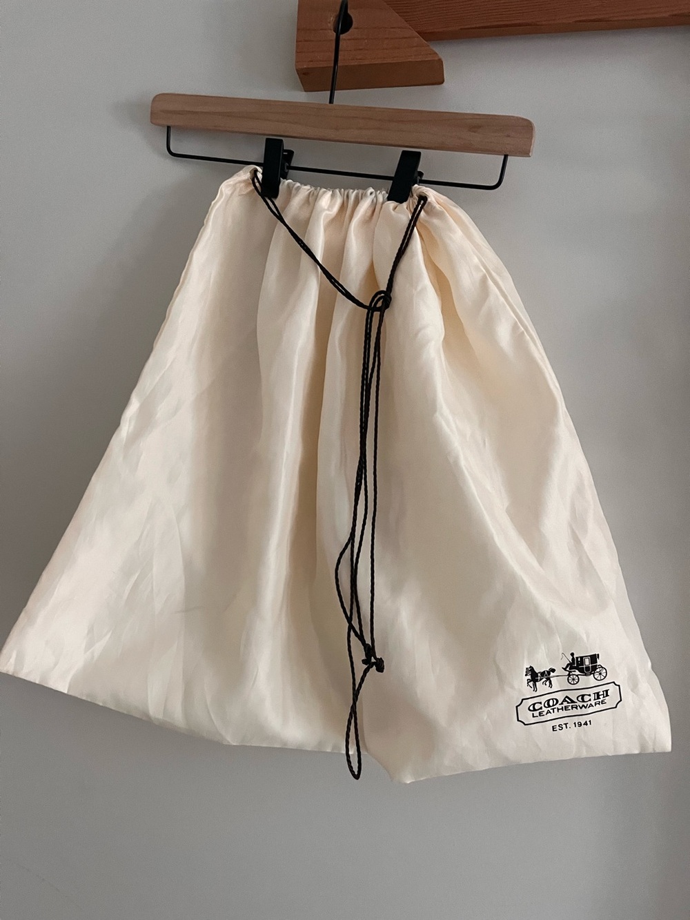 Coach Silky Dust Bag Satin Drawstring Large Beige Logo 19 x 23